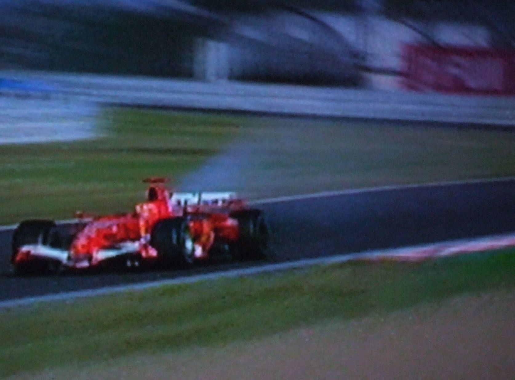 ferrarinin patlayan motoru